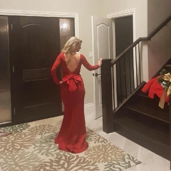 🔺Red-Goddess dress with open back🔻 - Picture 4 of 8